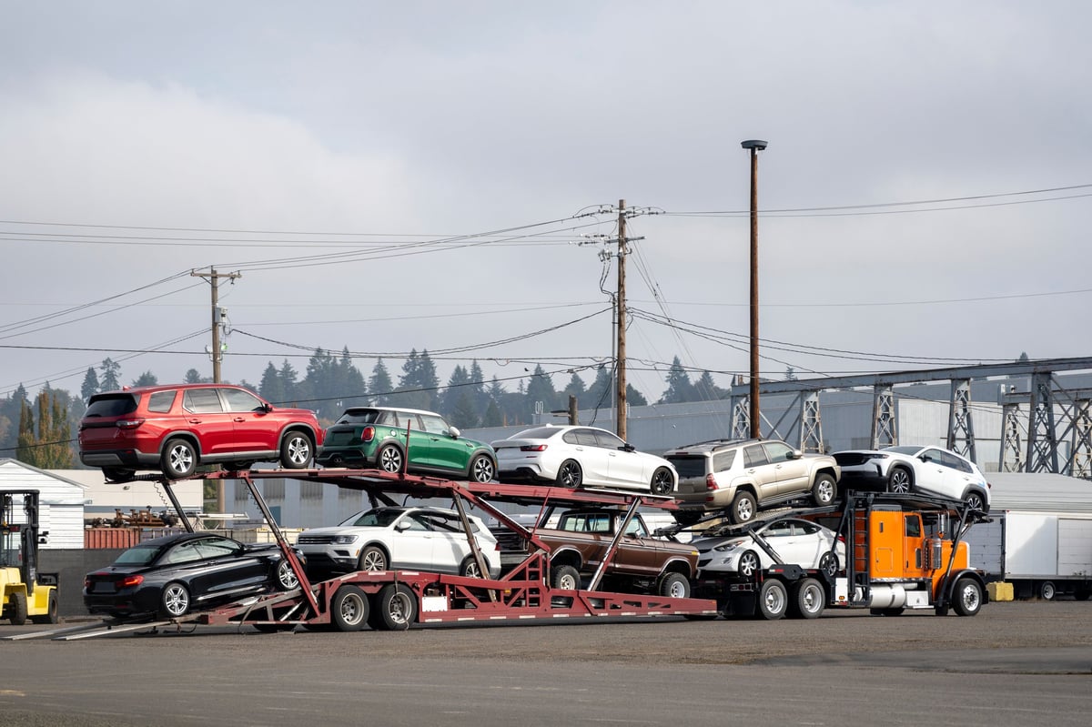 Car shuttle and auto transport website design concept with instant quote and tracking